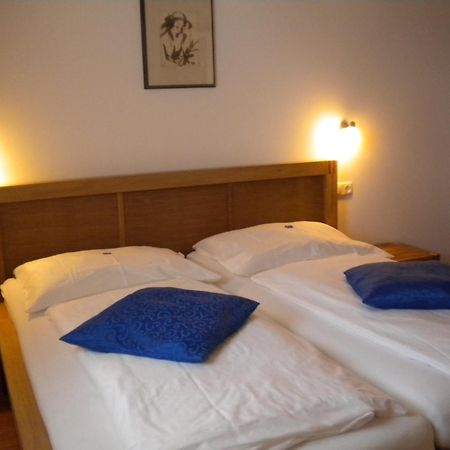 Haus Helene Apartment Раурис Екстериор снимка