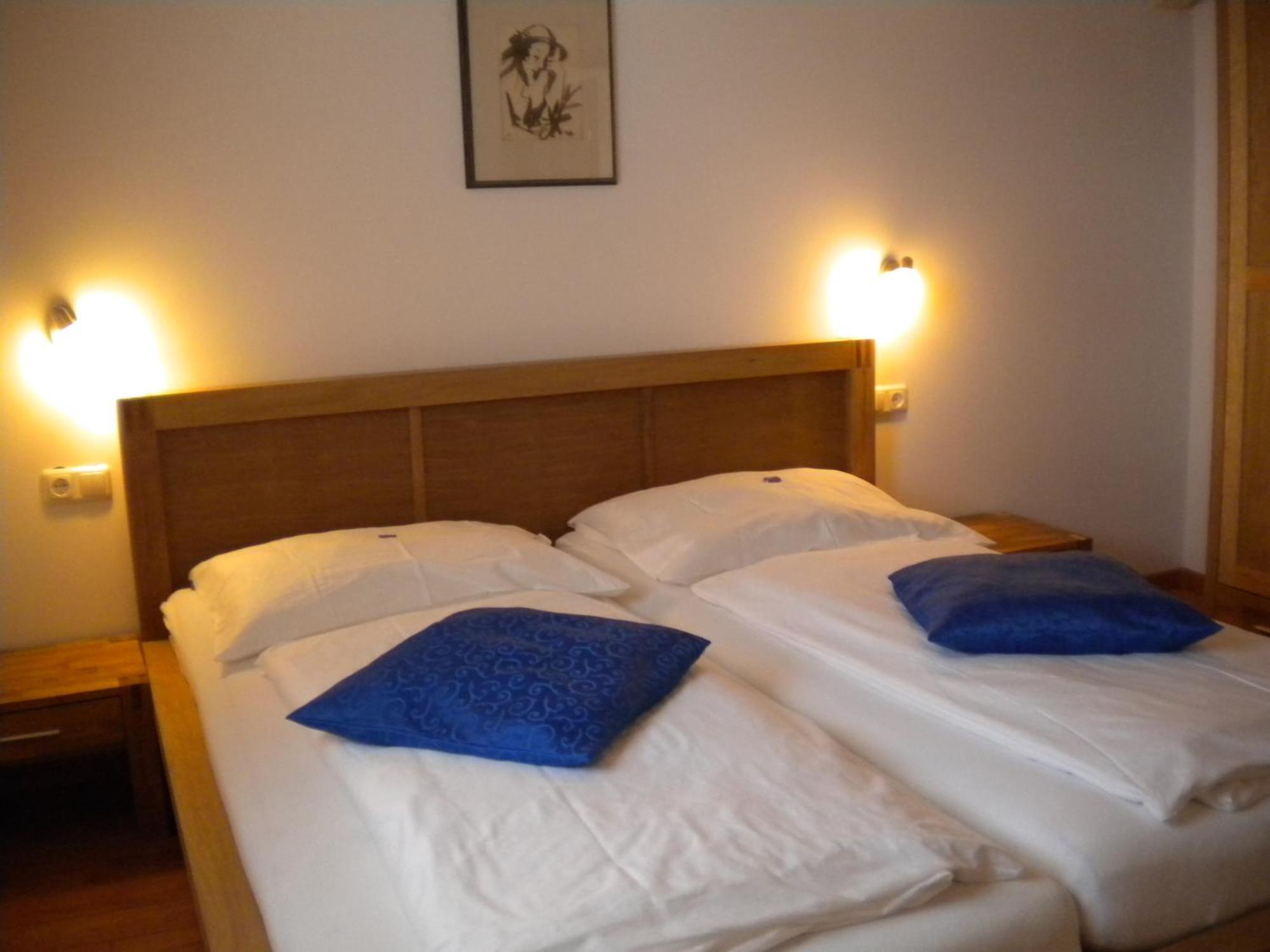 Haus Helene Apartment Раурис Екстериор снимка
