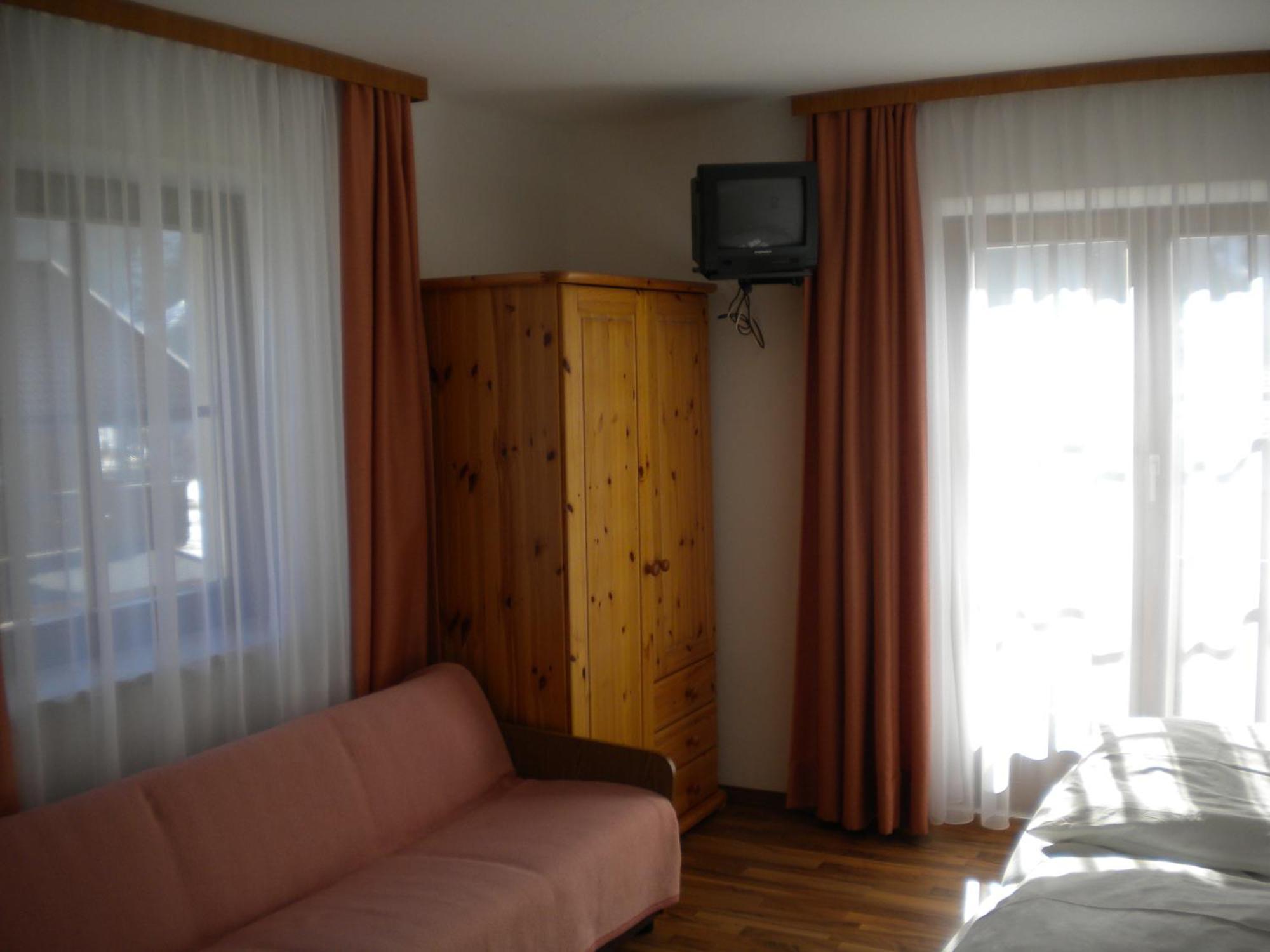 Haus Helene Apartment Раурис Екстериор снимка