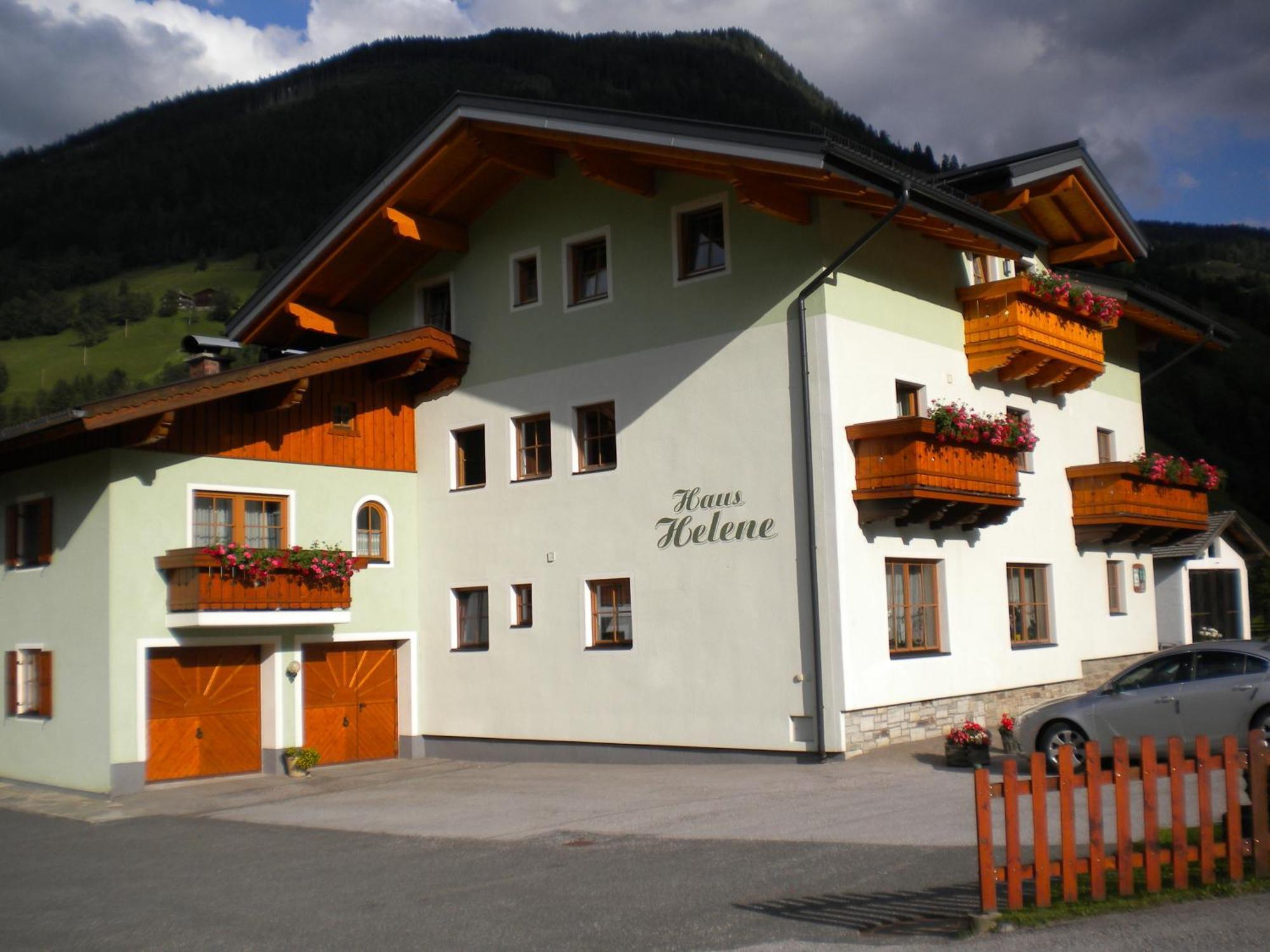 Haus Helene Apartment Раурис Екстериор снимка