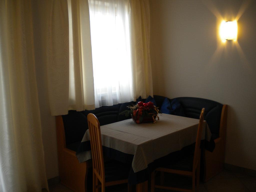 Haus Helene Apartment Раурис Стая снимка